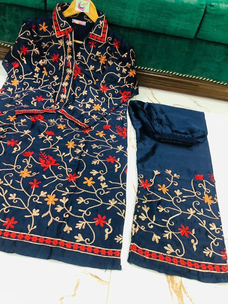 Women’s Stitched Set